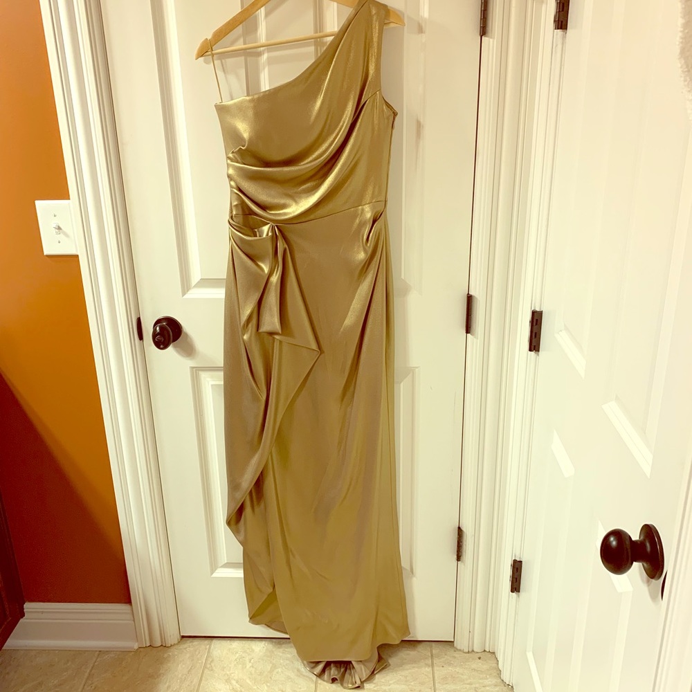 New Escada Pret-a-Porte dress size 36